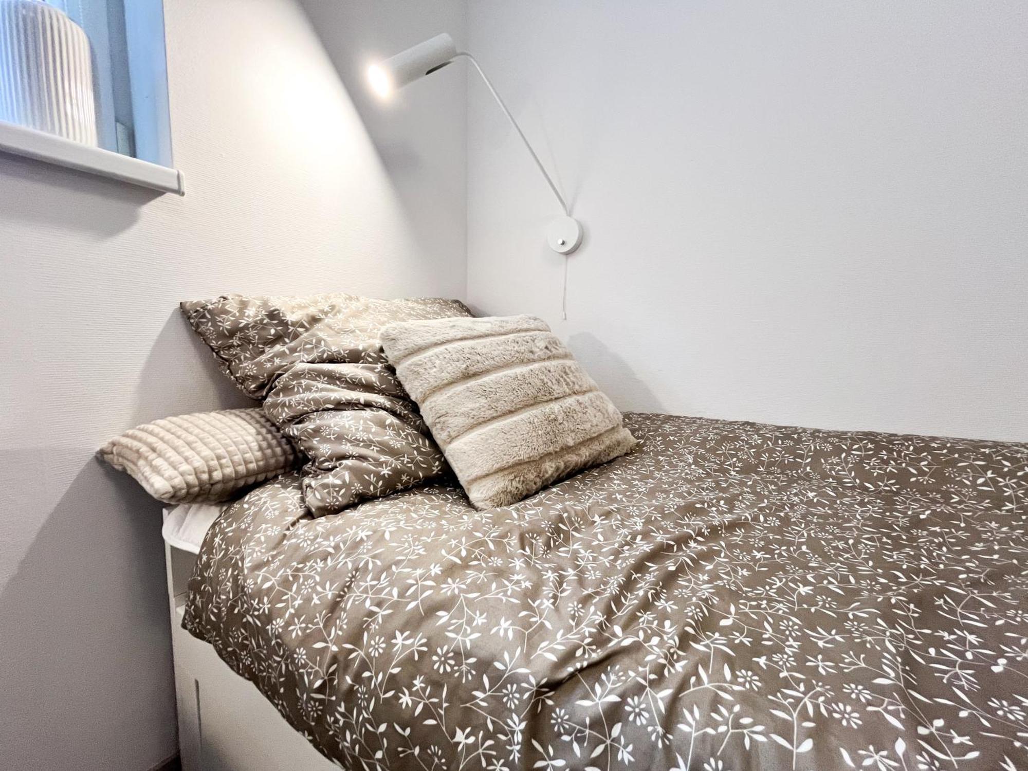 Apartamento Walk To Park, Modern 2Bd Kitchen! Balcony, Parking Breslavia Exterior foto