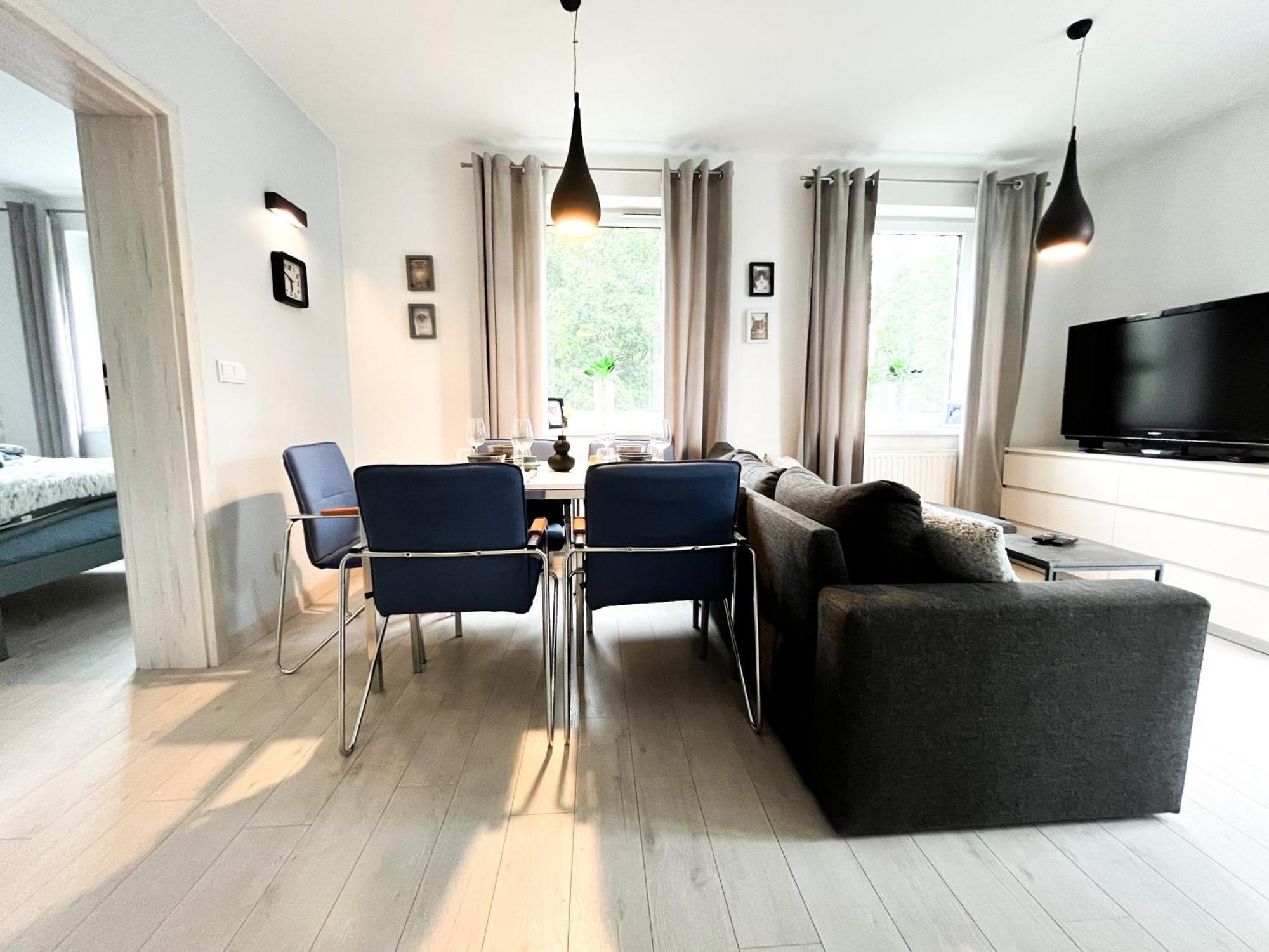 Apartamento Walk To Park, Modern 2Bd Kitchen! Balcony, Parking Breslavia Exterior foto