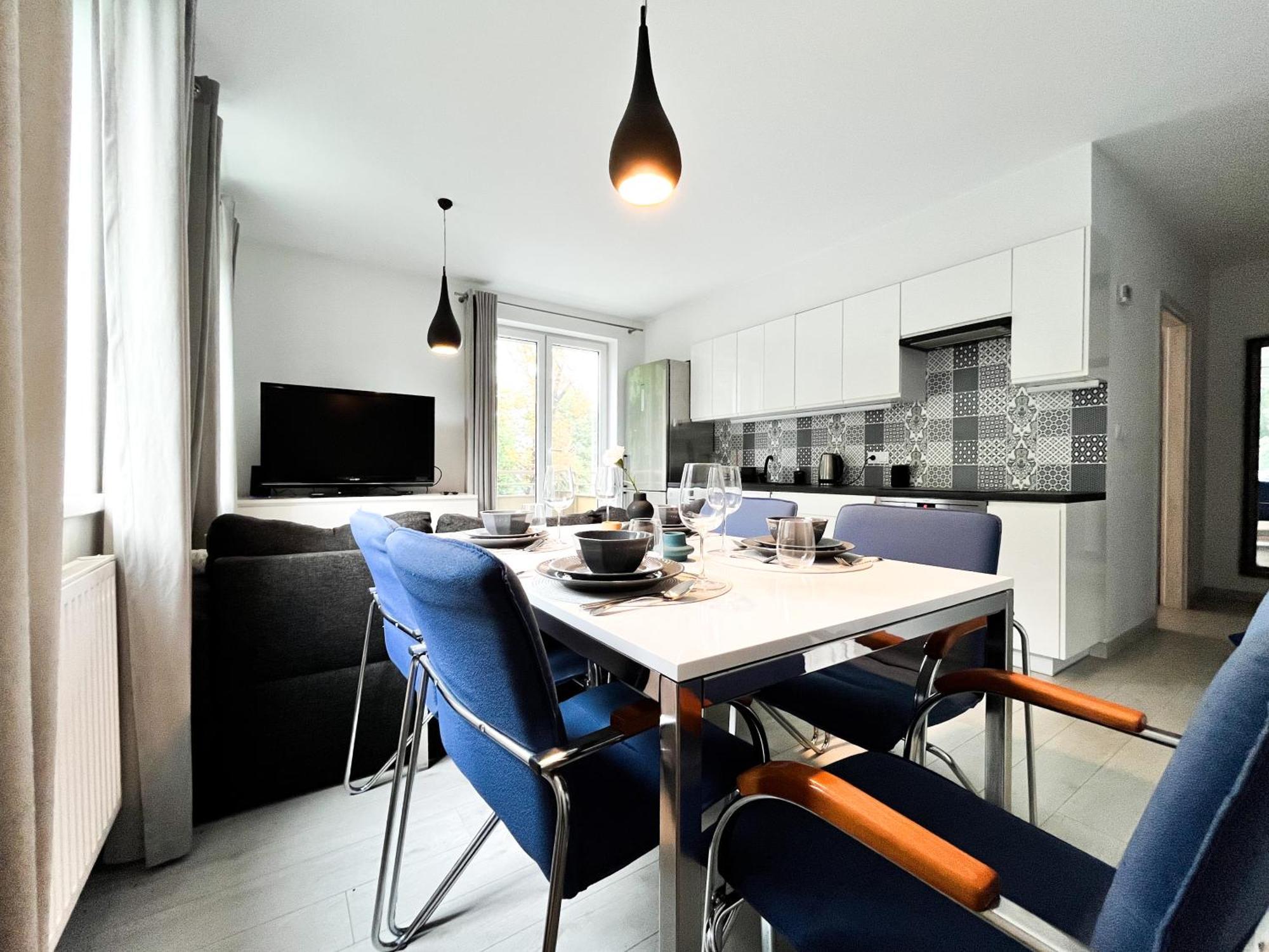 Apartamento Walk To Park, Modern 2Bd Kitchen! Balcony, Parking Breslavia Exterior foto